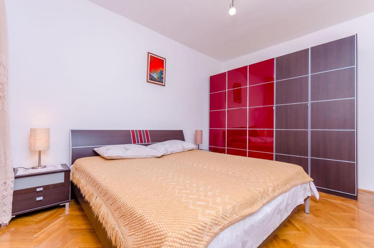 Apartments Kursan Trogir Exterior photo