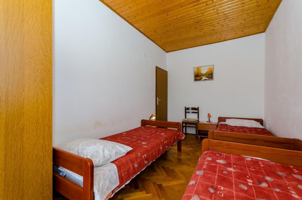 Apartments Kursan Trogir Exterior photo