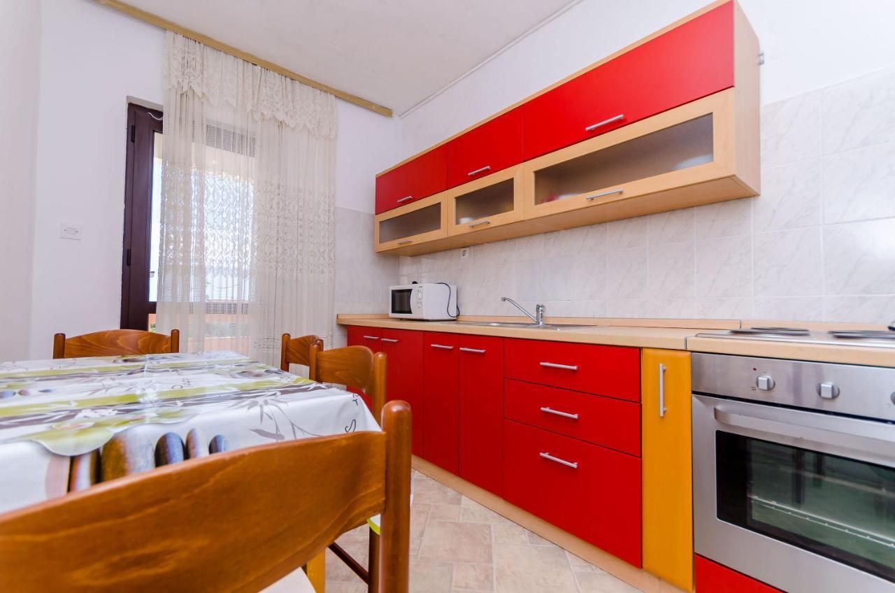 Apartments Kursan Trogir Exterior photo