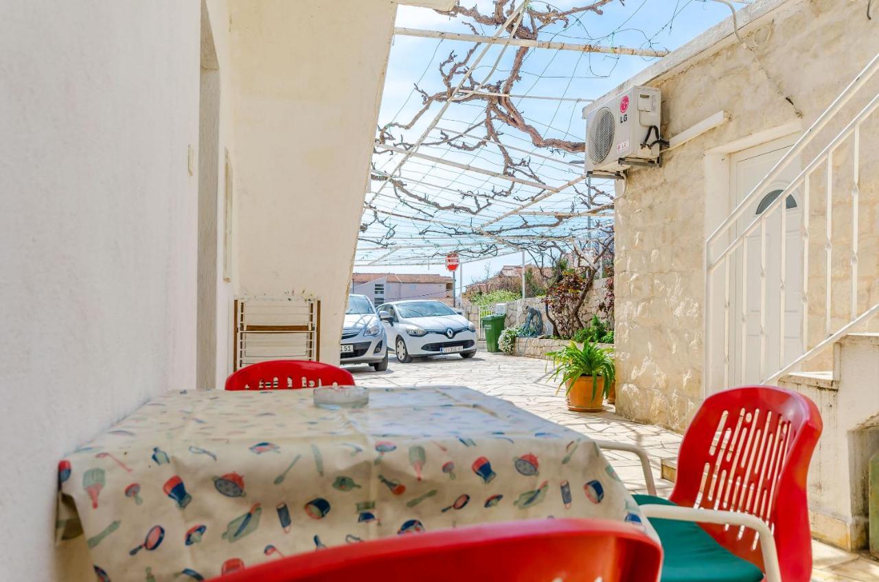 Apartments Kursan Trogir Exterior photo